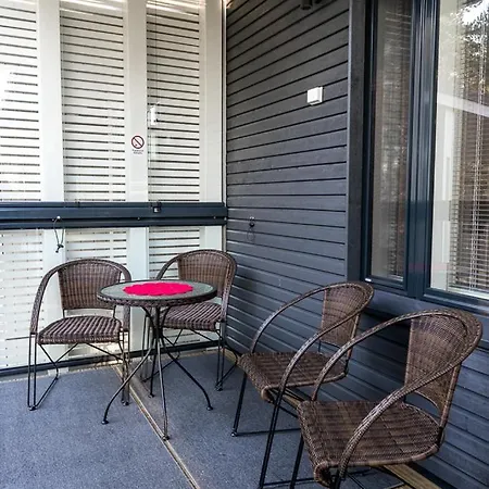 아파트 Tuomenkukka A4