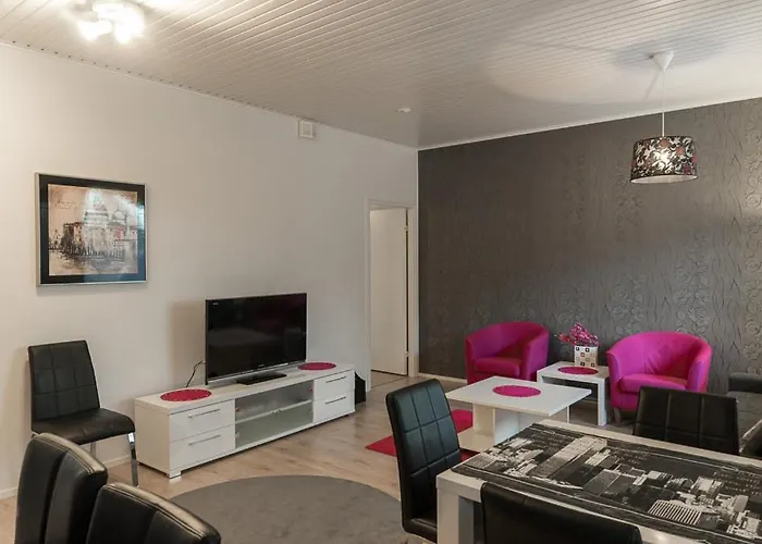 דירה Tuomenkukka A4 קאלאיוקי